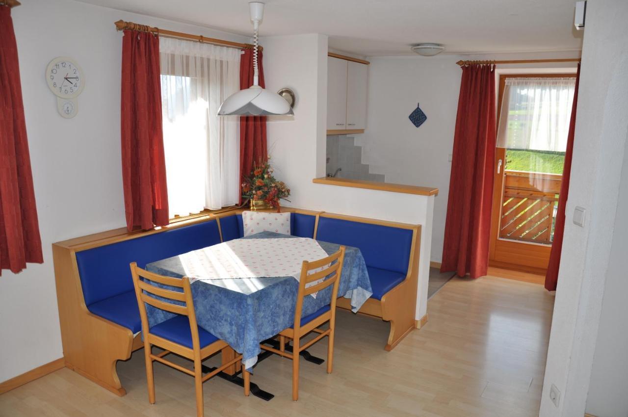 Appartements Wiesenheim Rasun di Sopra Habitación foto